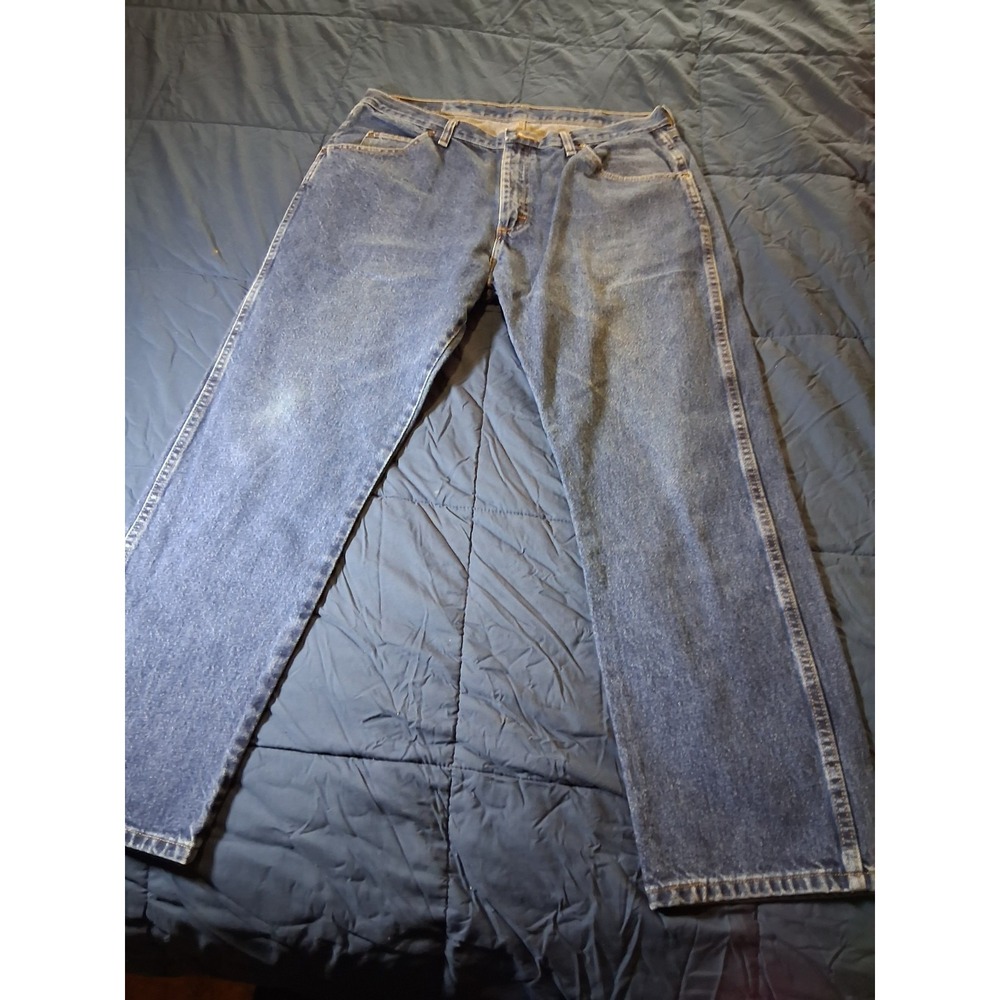Wrangler men's jeans 38x29 regular fit blue denim made in Mexico